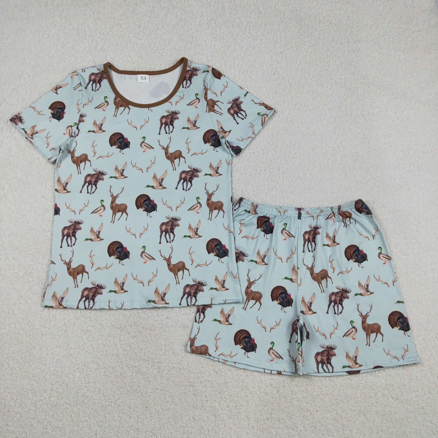 Adult Women Hunting Deer Duck Shorts Outfit