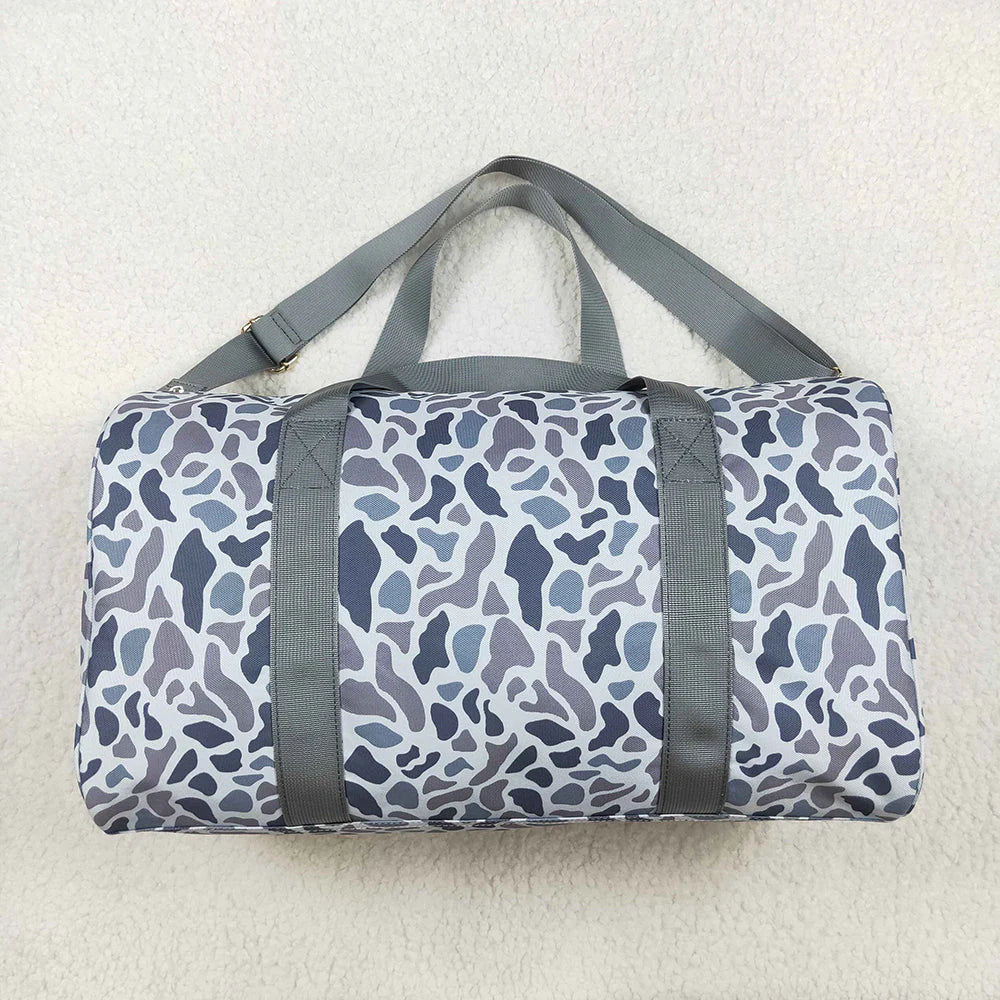 USA Shop Young Adult Grey Camo Tree Branches Gym Bags