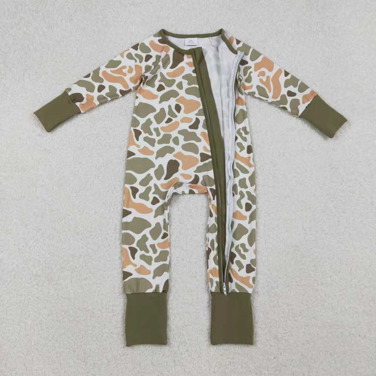 Sibling Baby Boys Green Camo Long Sleeve Pajama Set /Romper /Blanket