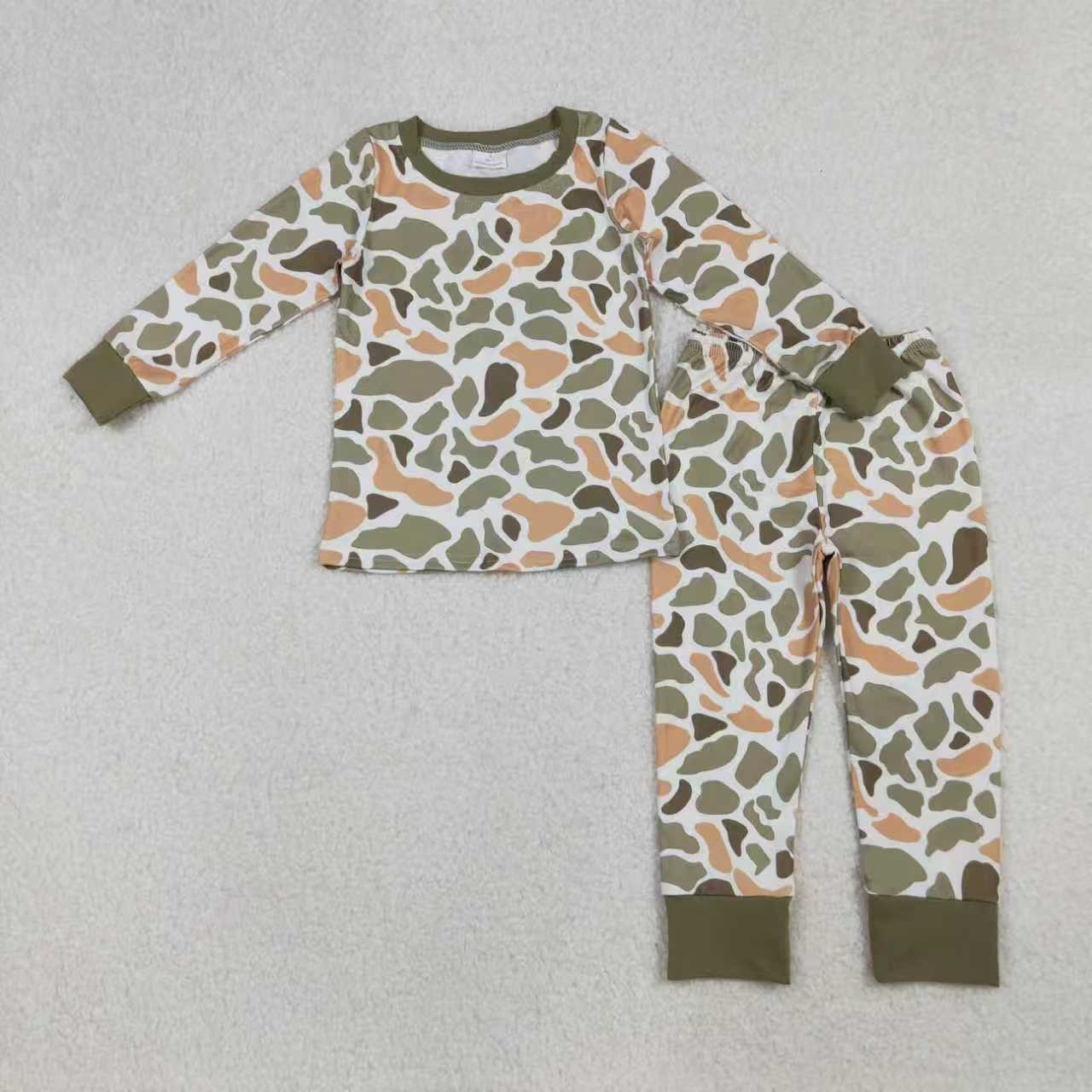 Sibling Baby Boys Green Camo Long Sleeve Pajama Set /Romper /Blanket