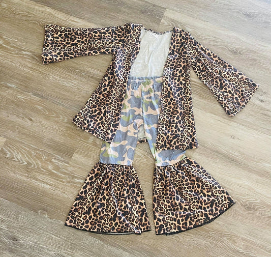 Leopard  Top With Camo Pants Outfit $2.99