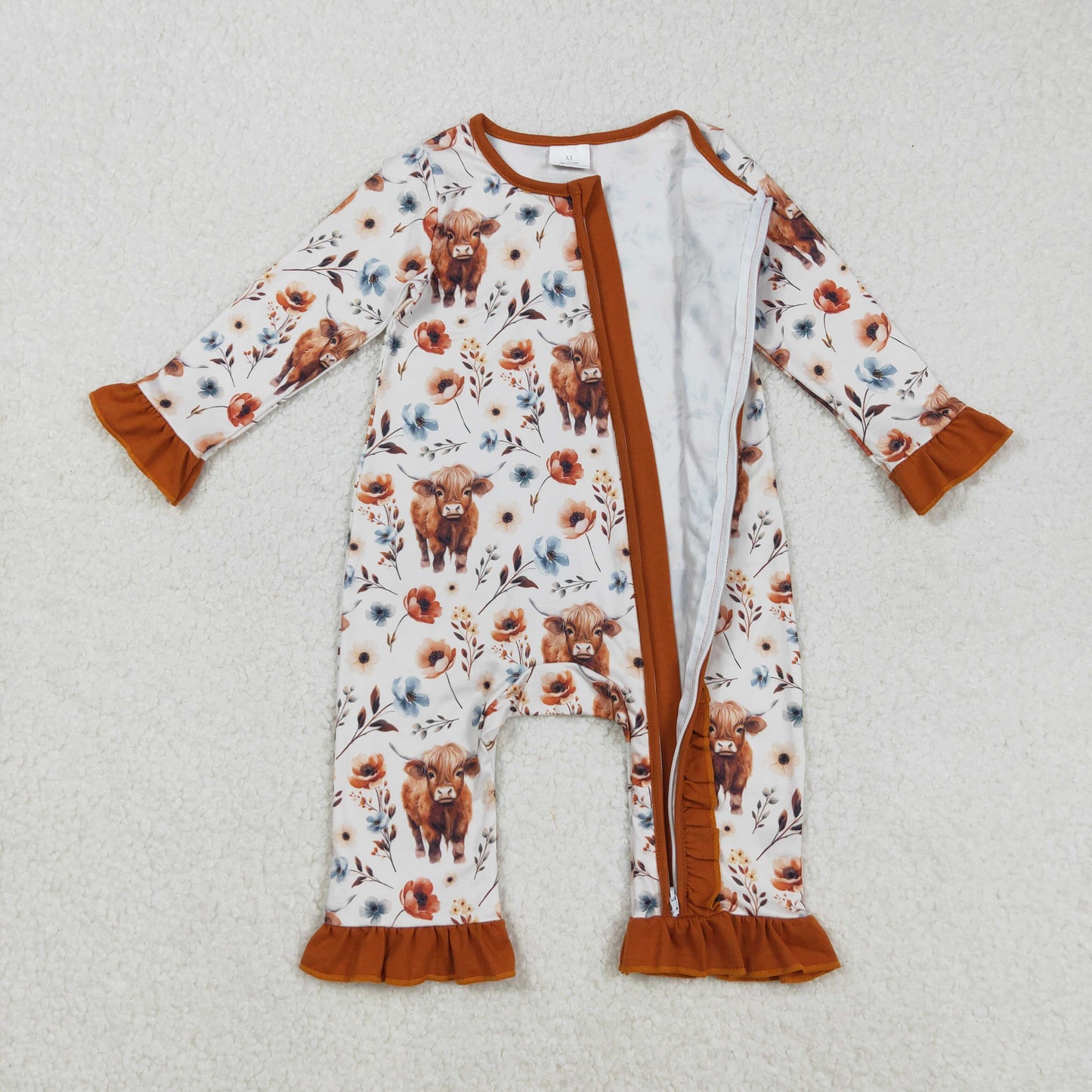 LR1624 Baby Girls Highland Cow Long Sleeve Zip Romper