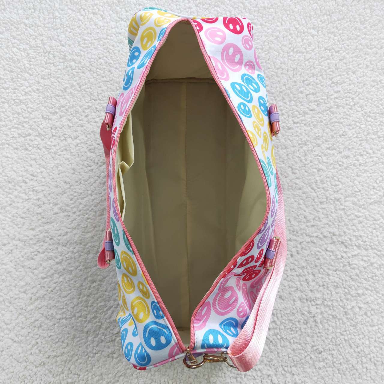 BA0068 Adult Size Smile Duffle Bag