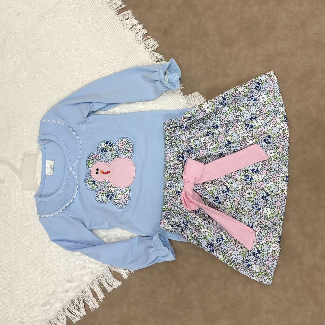 Kids Girls Thanksgiving Applique Turkey Top With Floral Skirt Set