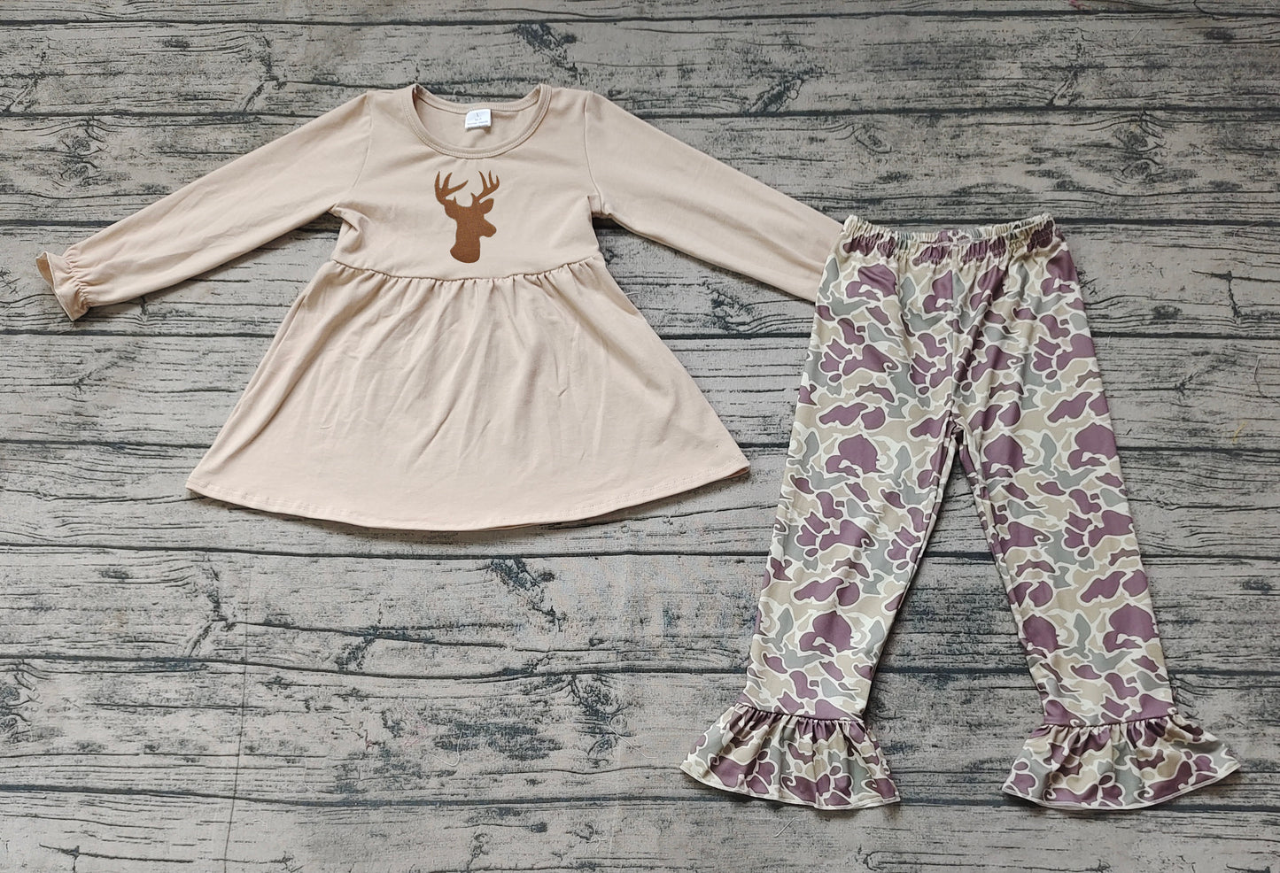 Baby girls reindeer camo ruffle pants  Set