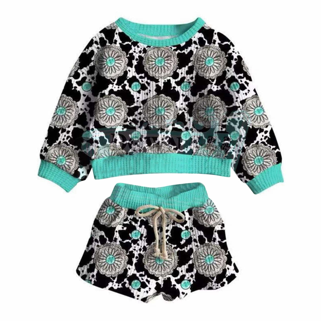 GLS0064 Baby girls cow print long sleeve top with shorts preorder