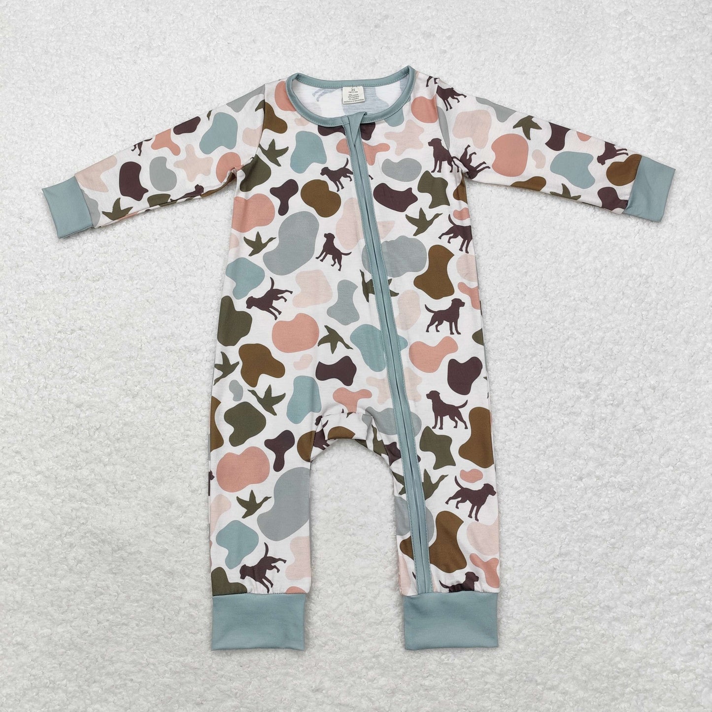 LR1387 Baby Boys Hunting Camo Long Sleeve Zip Romper