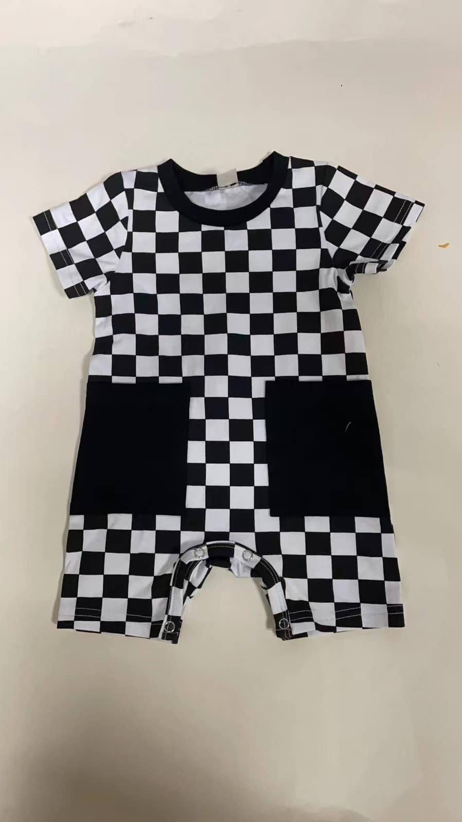 SR2097 Newborn Baby Boys Black Checked Short Sleeve Romper With Pocket Preorder