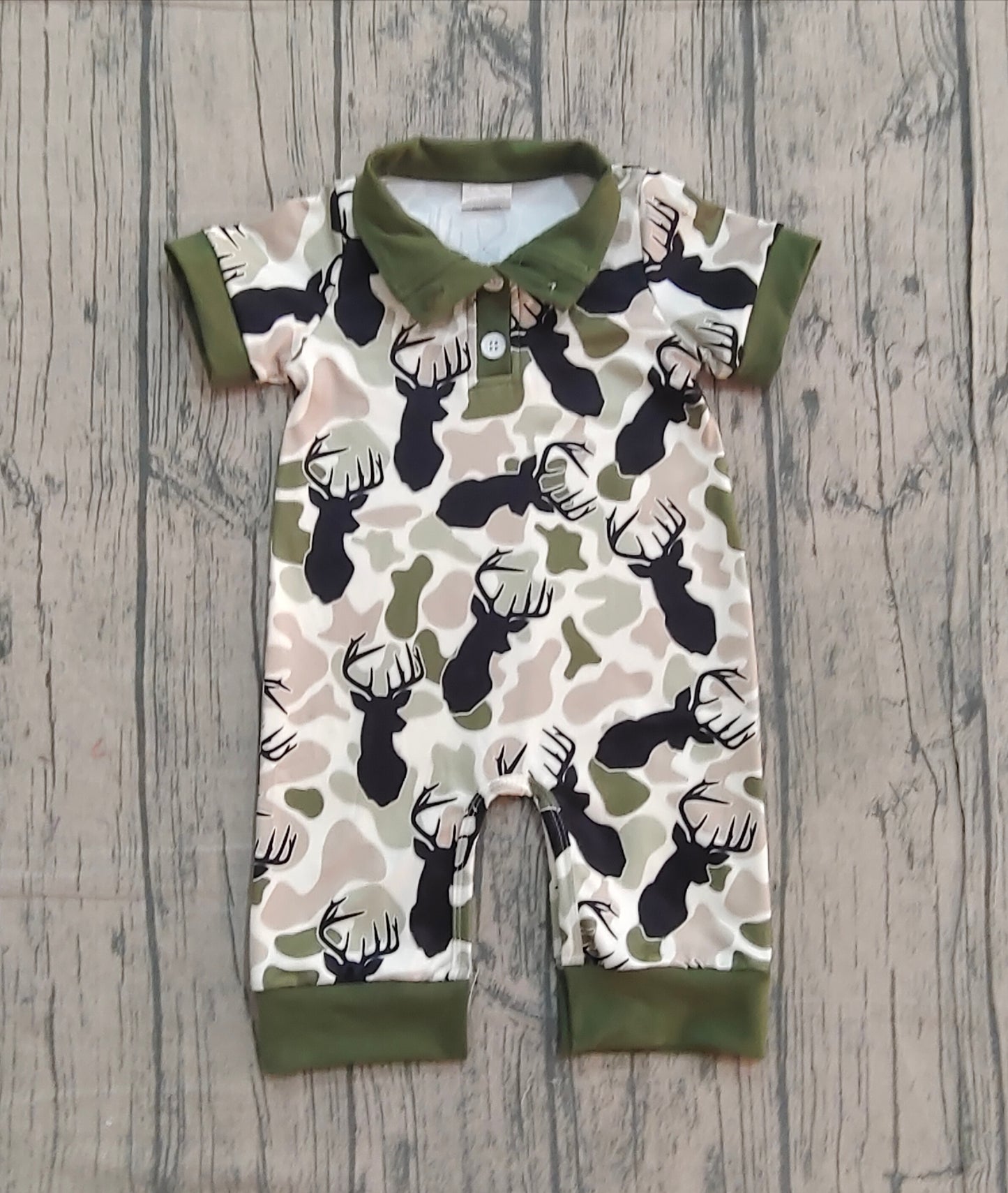 SR3636 Baby Boys Hunting Camo Deer Short Sleeve Romper Preorder