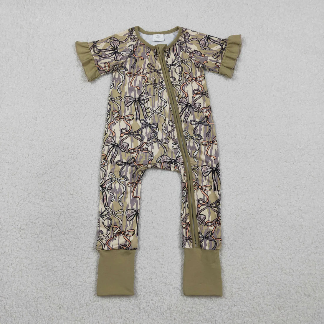Mommy and Me  Green Camo Bow Pajamas /  Shorts set /Zipper Romper
